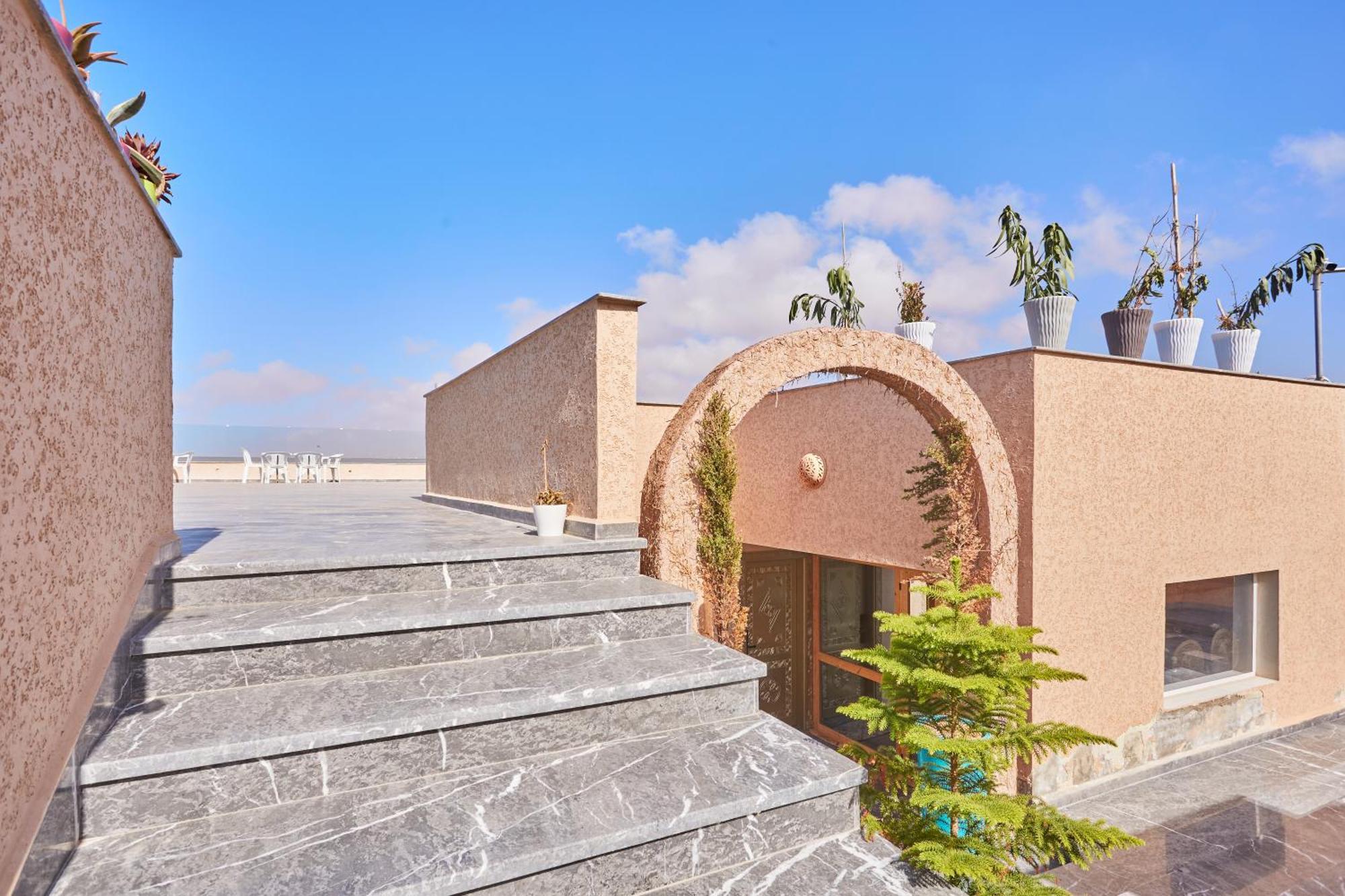 Golden Sands And Blue Waves Escape Apartment